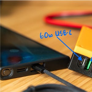 Bloque de distribución Anderson Powerpole con puerto USB-C y USB-A PD de 60 vatios