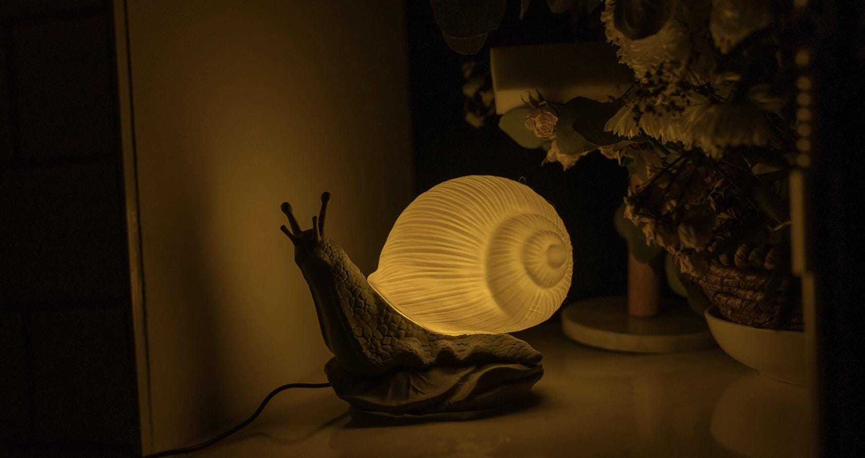 Bright Snail Lamp, 3d Snail Lamp, Desk Decoration, Office decoration, Custom Lamp, Snail Light, Cottagecore Lamp