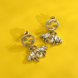 Vintage Stylish Gucci Bee Dangling Earrings