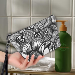 Organizador de maquiagem Georgia. Bolsa de cosméticos Clutch. Bolsa de lápis de couro vegano. Bolsa de viagem com zíper tipo tiracolo para artigos de higiene pessoal. Estojo para joias