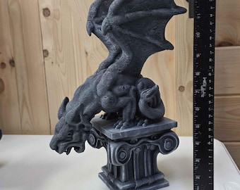 Estátua Deluxe - Gárgula Dragão de David em pose articulada