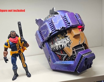 Cabeça de robô Innovation_Model danificada - pintada