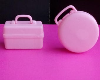 Doll fashion pink luggage & make up case accessories 80s