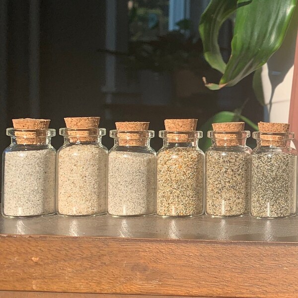 Mini sand jars - assorted