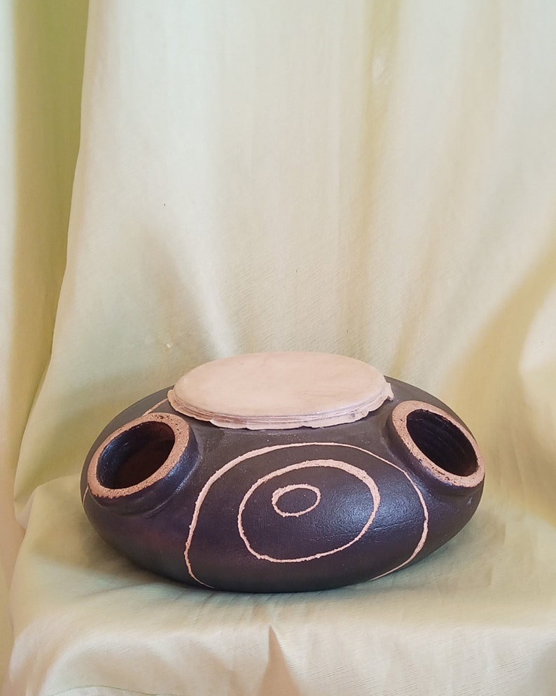 Udu drum, African drum. Musical imnstrument image 2