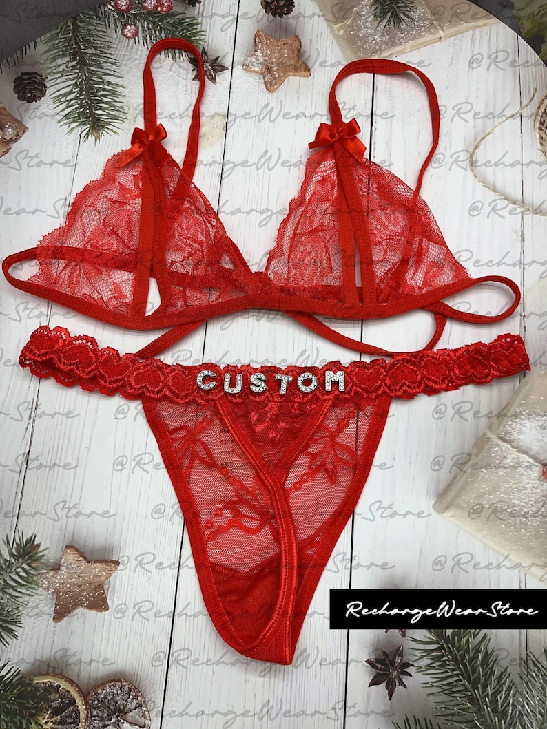 String de soutien-gorge prénom personnalisé, String de soutien-gorge personnalisé en dentelle, Cadeau parfait pour couple, Cadeau d'anniversaire, Cadeau de demoiselle d'honneur, Ensemble de lingerie personnalisé Red