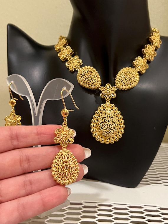 24K Gold Plated Khaleeji Arab Saudi Emirati Kuwaiti Omani Yemeni Iraqi Dubai Gold Arabic Kurdish Egyptian Belly Dance UAE Necklace Gems Etsy