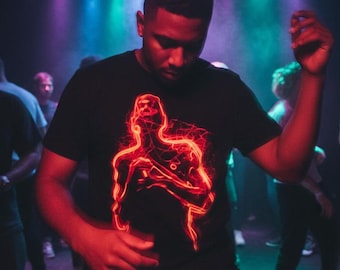 T-shirt graphique Aura Energy | lumineuses abstraites Comfort Colors | Haut électrique silhouette humaine | Streetwear Rave minimaliste | Cadeau artistique