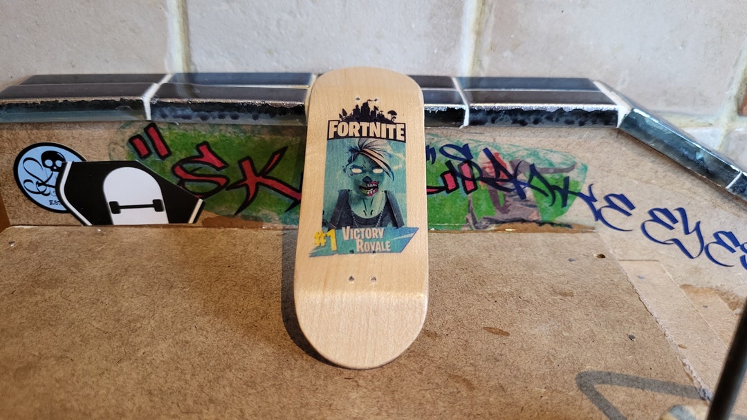 Fortnight Pro Wood Fingerboard 34mm. Supplied With Grip. Etsy UK