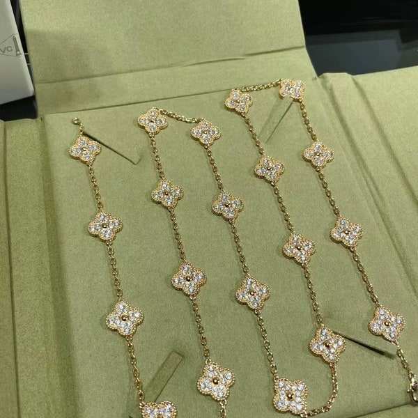 Authentic Van cleef & Arpels Vintage Alhambra 20 motif Necklace in Au750 gold and diamond