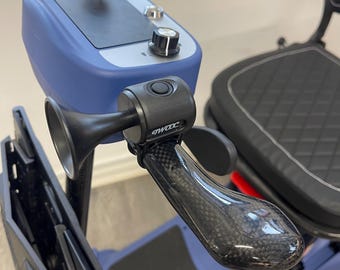 Bocina potente para scooter de movilidad. Compatible con todos los modelos plegables Monarch Drive Pride eFoldi. Ajuste universal.