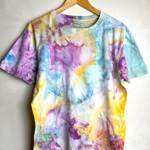 Ice Dye / Tie Dye Dunkellila, Gelb, Blau Shirt