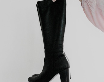 90s high heel boots (EU38.5 US7.5-8) Vintage Fur Lined Leather Boots