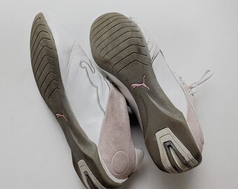 Y2K Puma future cat 26.5 silver × white - メルカリ