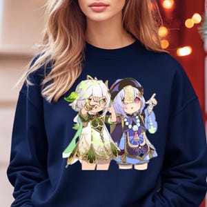Sudadera con cuello redondo y gráfico de Nahida QiQi: suéter holgado de mezcla de algodón Navy