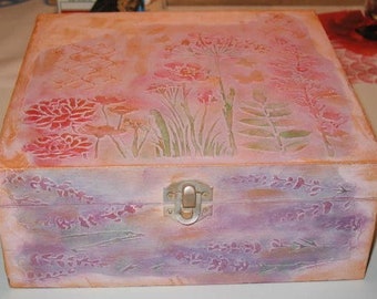 Customized tea box