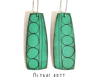 Handpainted Paper Earrings: Green Vintage Circle Dangle, Eco-Friendly Jewelry