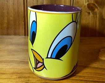 VINTAGE (1998) Warner Bros (TM) Tweety Bird Large Purple Mug