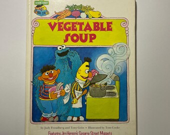 SOPA DE VERDURAS Libro de cuentos antiguo de tapa dura de Barrio Sésamo (1980) - Serie del Club de Lectura de Barrio Sésamo.