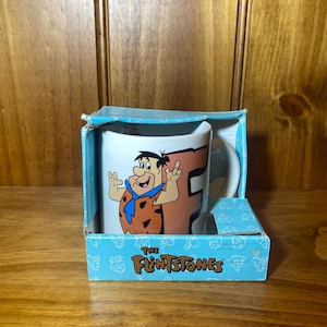 THE FLINTSTONES  -  Vintage Mug ( 1996)  - New & Unused with box.