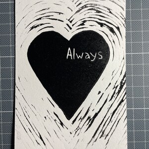 Impressão digital em linogravura - coração preto, dia dos namorados ou festa de convite de casamento - download instantâneo - depois de todo esse tempo, sempre - decoração de amor