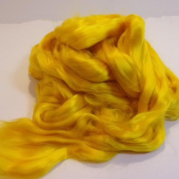 Plant Based Bamboo Lemon Combed Top / Roving Spinning or Blending Fiber 100 gm