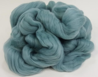 Dyed Superfine Merino "Teal" 18.5 micron Combed Top Spinning or Nuno Felting Fiber 4 oz.