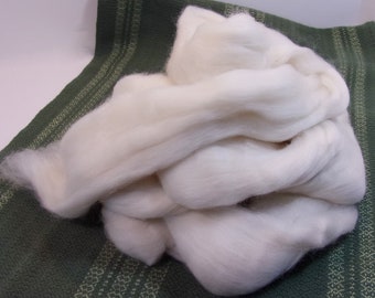 Falkland Merino Wool Combed Top / Roving Spinning or Felting Fiber 4 oz.