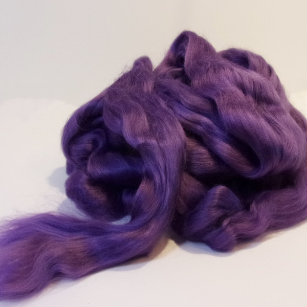 Plant Based Bamboo Amethyst Combed Top / Roving Spinning or Blending Fiber 100 gm