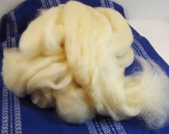 White BFL Wool Combed Top / Roving Spinning or Felting Fiber 4 oz.