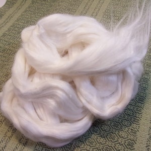 Plant Based Pineapple Fiber Combed Top / Roving for Spinning or Blending 100g