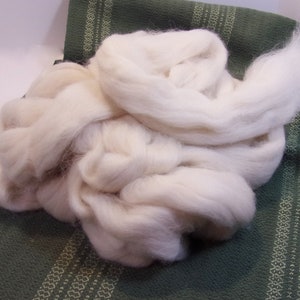 White Llama Fiber Combed Top / Roving for Spinning or Felting 4 oz.