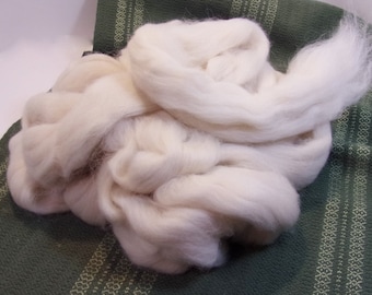 White Llama Fiber Combed Top / Roving for Spinning or Felting 4 oz.