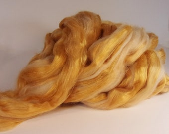 Luxury White Baby Camel / Red Eri Silk Blend 50/50 Combed Top/Roving Spinning or Felting Fiber 4 oz