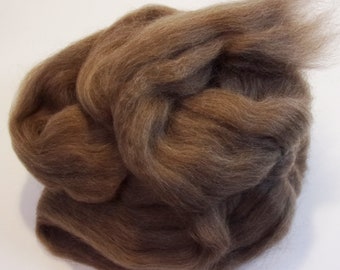 Light Brown Llama Fiber Combed Top / Roving for Spinning or Felting 4 oz.