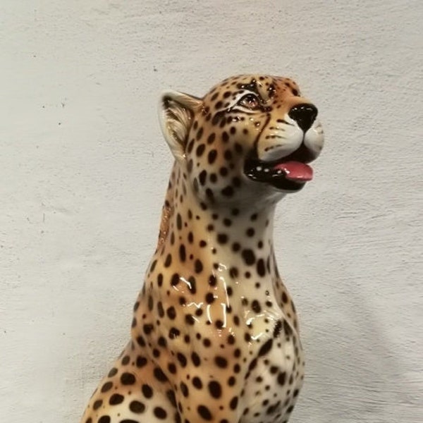 Exclusive decorative figure cheetah 90 cm ceramic handmade Italy