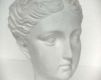 Female head - bust Venere 29 cm plaster made 5kg