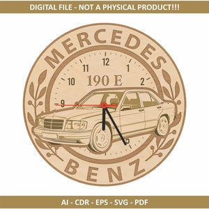 Könnte beinhalten: Ein Holz-Zifferblatt mit einem Mercedes-Benz 190E-Autodesign. Das Zifferblatt ist braun mit einem weißen Rand und schwarzen Zeigern. Das Auto ist in Schwarzweiß umrandet. Das Zifferblatt trägt die Aufschriften "Mercedes" und "Benz" am äußeren Rand und "190 E" in der Mitte.