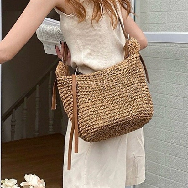 Crossbody Messenger Straw Bag | Woven Beach Bag with Cotton Lining | Vegan Leather Bag Strap