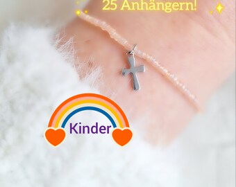 Kinder Armband aus Perlen in lachs rosa schimmernd rose mit Kreuz Anhänger - Auswahl aus 25 Anhängern gold / silber - Kommunion