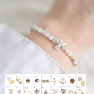 Pulseira personalizada com contas e pingente de amazonita nas cores verde, menta, bege e azul, com berloques em ouro e prata. Um pequeno presente para mulheres e crianças, uma lembrancinha com pedra de cura.