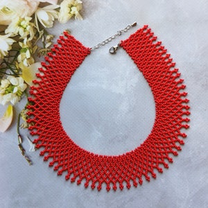 Red beaded necklace Vyshyvanka seed bead necklace Traditional ukrainian necklace