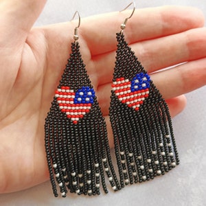 4th of July beaded earrings American Flag earrings  Patriotic seed bead earrings