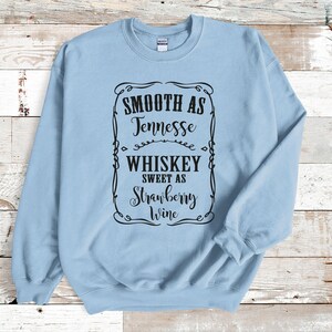 Tennessee Whiskey Sweatshirt, Country Music Graphic, Wine Lover Gift bild 2