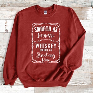 Tennessee Whiskey Sweatshirt, Country Music Graphic, Wine Lover Gift bild 6