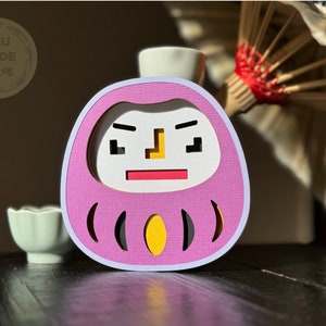 Paarse Japanse Daruma pop Maak een wens voor veel geluk 3D SVG, 2 ontwerpen in 1 aankoop, Shadow Box, Snijbestanden voor Cricut en silhouet