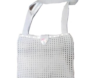 Modern crochet bag Reusable Colour Lilac Cool look Sustainable Handmade from virgin wool