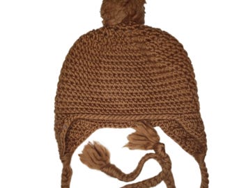 Coarse knit winter hat with cords. In various colours. Size: M (head circumference 56-57 cm/22-22.4"). Hand-knitted from virgin wool.