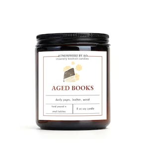 Aged Books Scented Soy Candle, Old Book Scented Candle, Leather Scented Candle for Book Lovers, Old Books Teak Wood Scented Candle