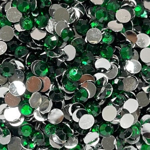 Emerald - Silverback non-hotfix Resin Rhinestones - flatback embellishments, bling, crafts 2mm, 3mm, 4mm, 5mm